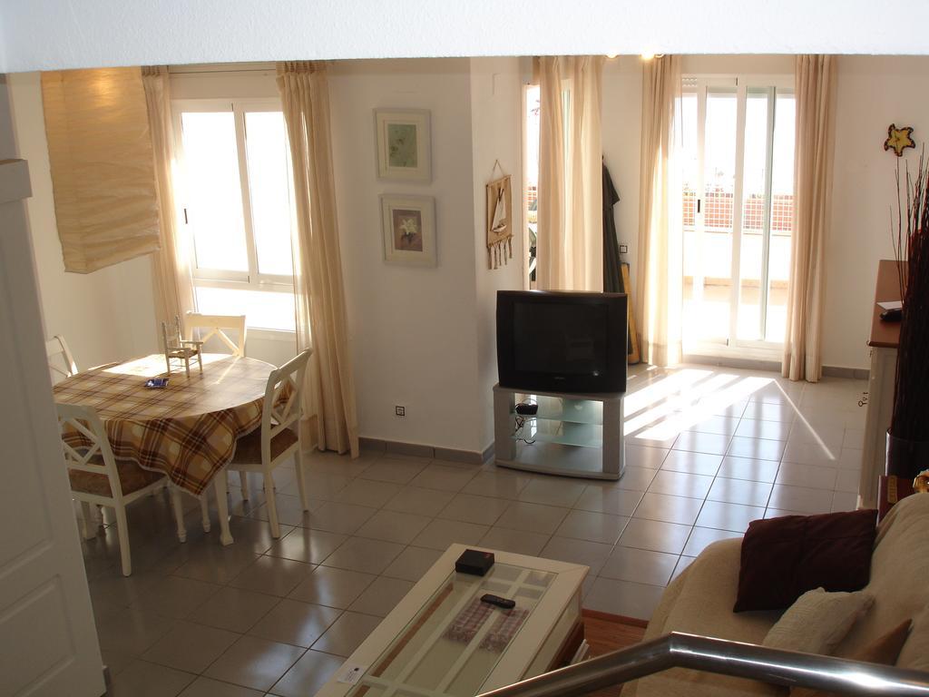 Villamarina Apartments - Zand Properties 베니돔 객실 사진